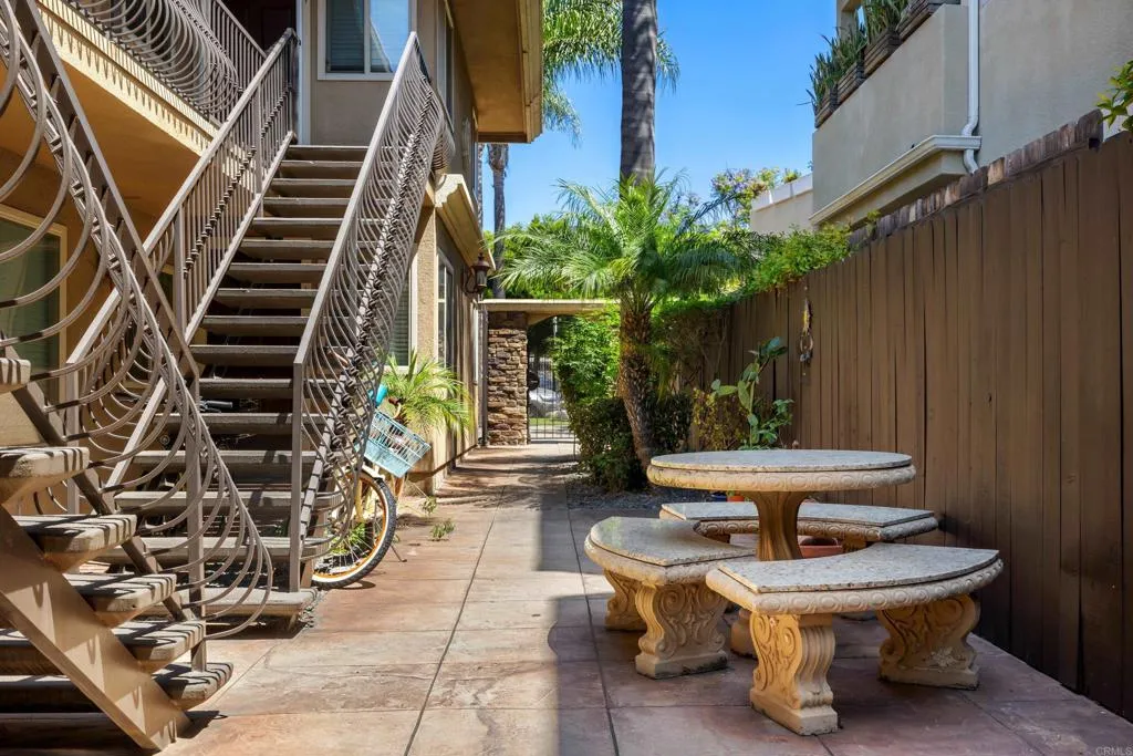 https://cdn.realtyfeed.com/cdn/127/306489029/c05fdd171b6b55e6a0dd2c1a66fc6c9a.webp