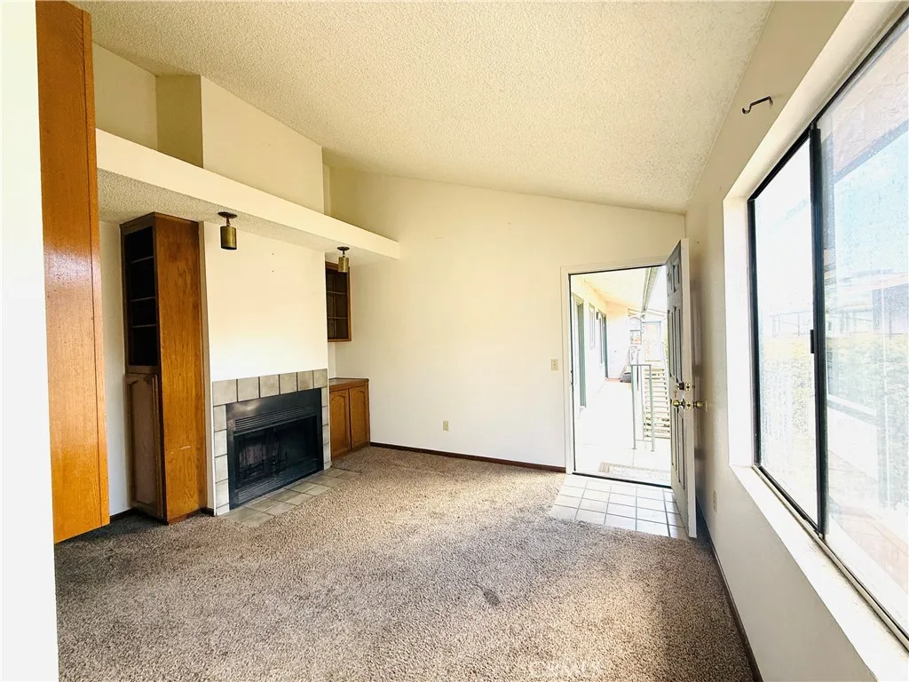 Photo #4: BB25154811 Listing 