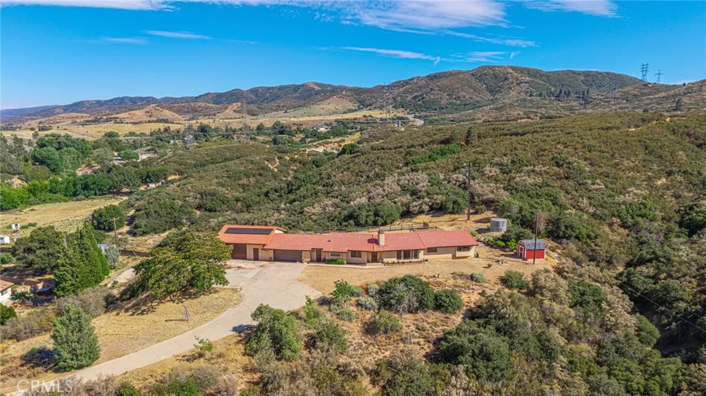14320 Kiptree Drive, Lake Hughes, CA 93532
