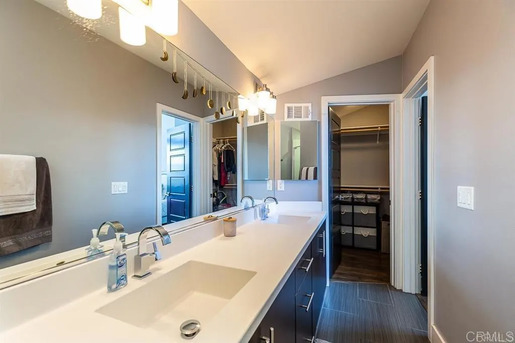 Photo #21: PTP2505188 Listing: Photo #21