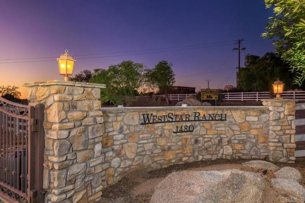 https://cdn.realtyfeed.com/cdn/127/306489128/9107a7461a1a3bce84467c38566fa3e9.webp