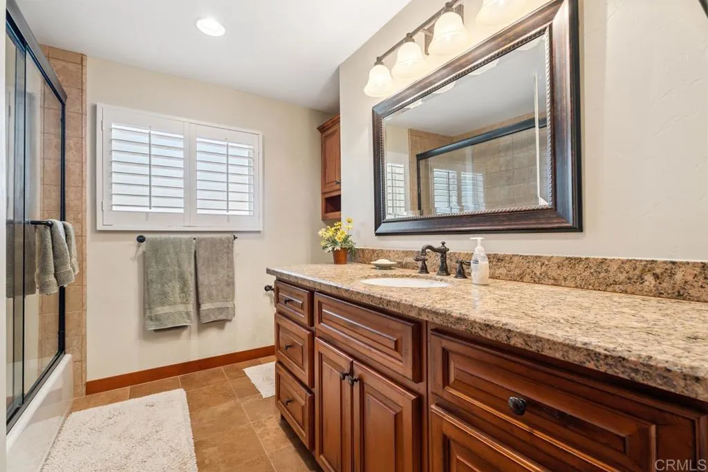 https://cdn.realtyfeed.com/cdn/127/306489128/f2dd2e796a622652912cbd738c022979.webp