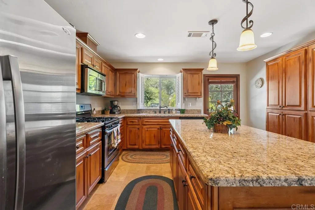 https://cdn.realtyfeed.com/cdn/127/306489128/f6d002d0caf3797caf227b8173690849.webp