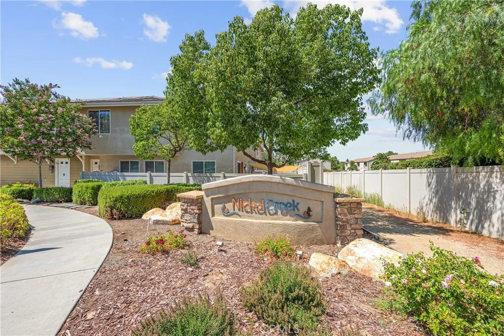 https://cdn.realtyfeed.com/cdn/127/306489221/ca3f088743ab5e43db8b73fdbbc74dc5.webp