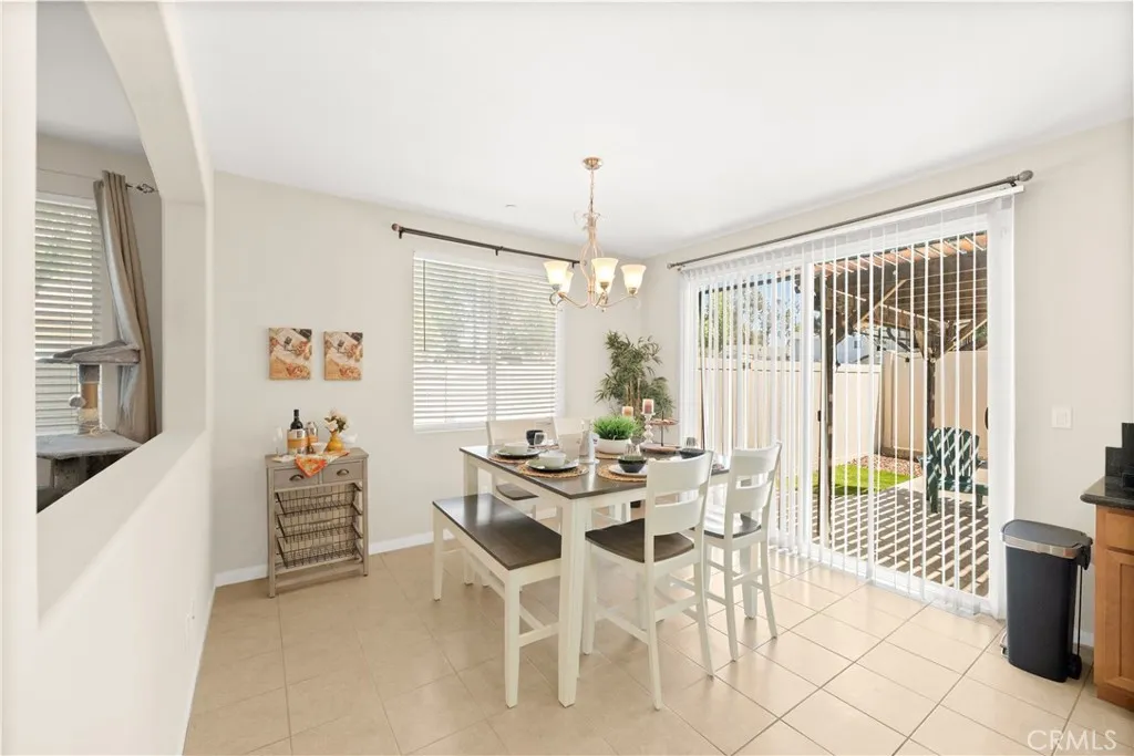 Photo #12: SW25155220 Listing: Photo #12