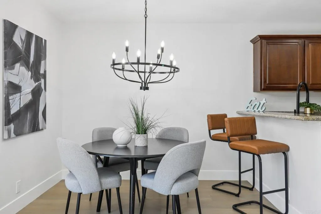 Photo #6: PTP2505200 Listing 