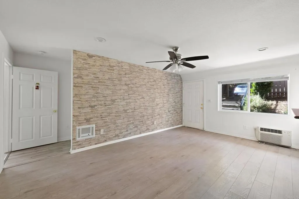 https://cdn.realtyfeed.com/cdn/127/306489242/3f727897726696d98fc061c4b0205af3.webp