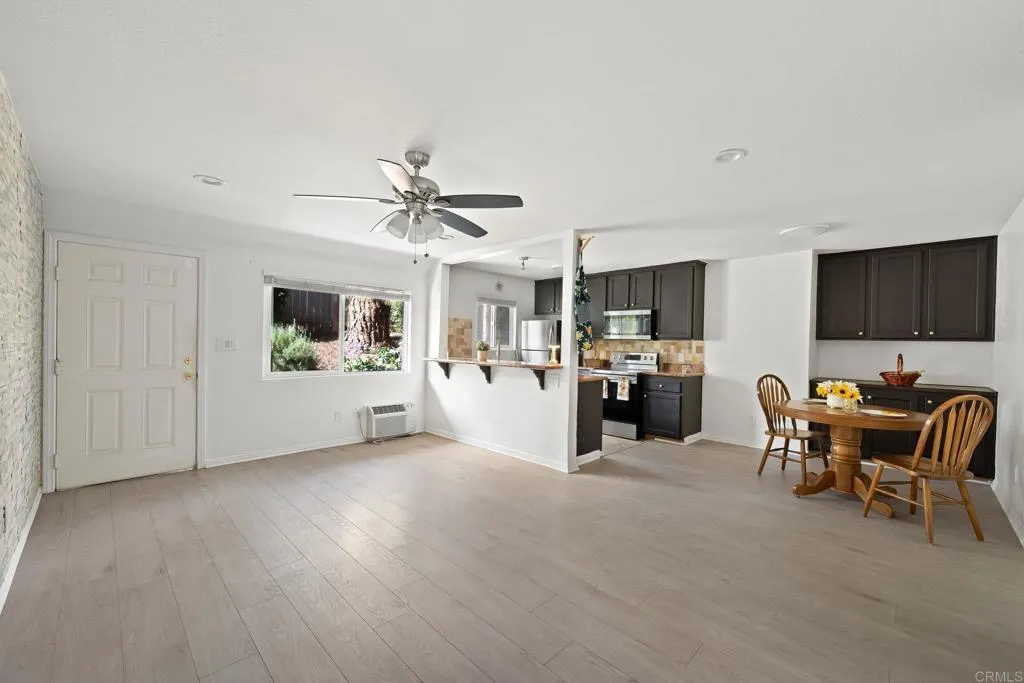 https://cdn.realtyfeed.com/cdn/127/306489242/a6b38da5d9a2a61685125633926a4a9f.webp