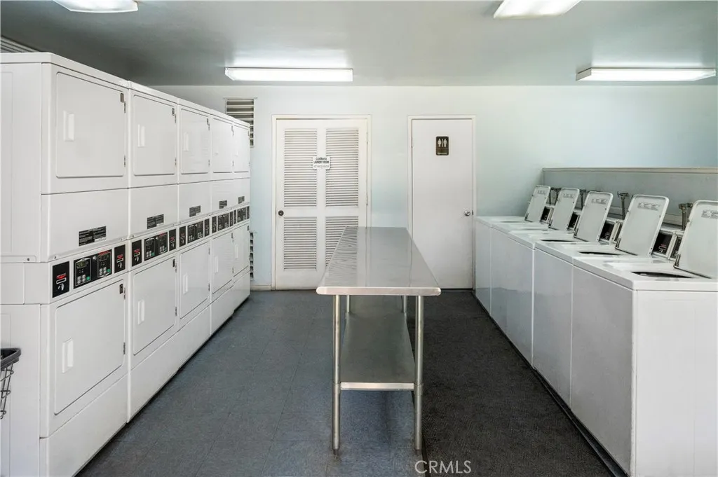https://cdn.realtyfeed.com/cdn/127/306489257/72c20639c9b844bad71ca061b5fcd299.webp