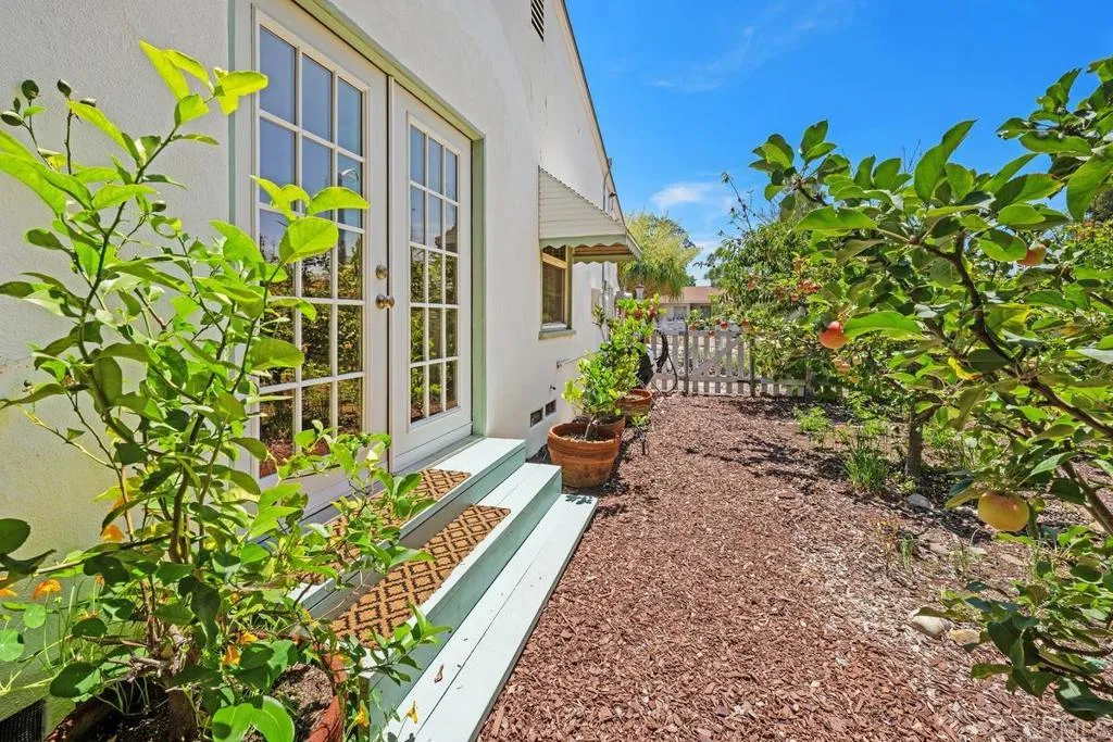 https://cdn.realtyfeed.com/cdn/127/306489271/3775aa8ec647545c16d6e07ef2d78aa6.webp