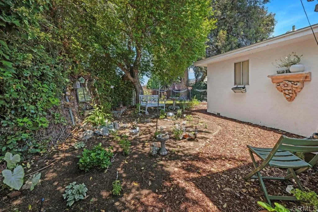 https://cdn.realtyfeed.com/cdn/127/306489271/b3f4fe68578d743cc551a40389dad616.webp