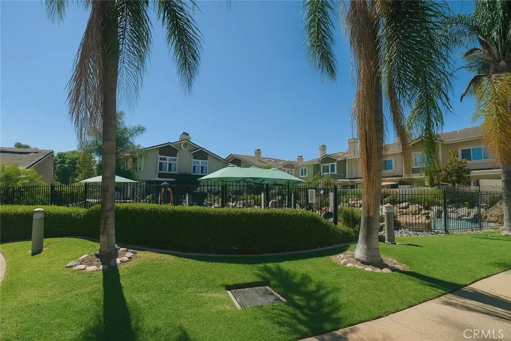 https://cdn.realtyfeed.com/cdn/127/306489360/e263daf7cea467fb854885fce5ea32b3.webp