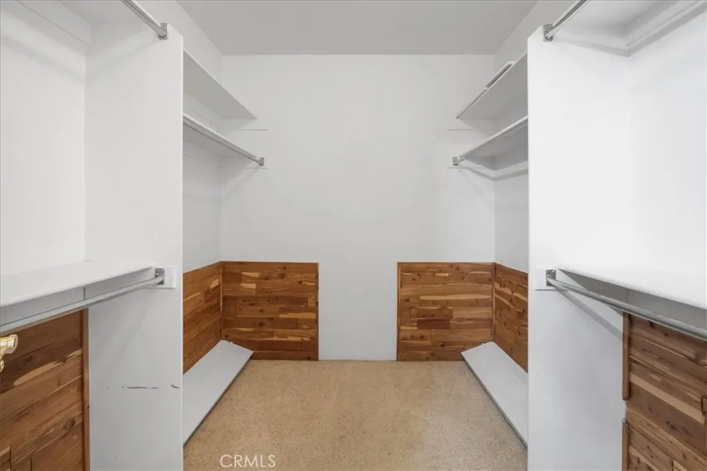 https://cdn.realtyfeed.com/cdn/127/306489427/4416d10c8e28cc3bce83b46f9d853a87.webp