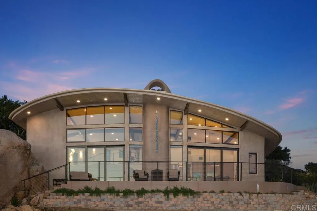 10027 Tall Oak Drive