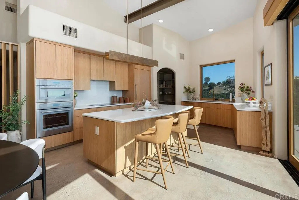https://cdn.realtyfeed.com/cdn/127/306489454/62100b097047f96e90fc94e69b1cfbf1.webp