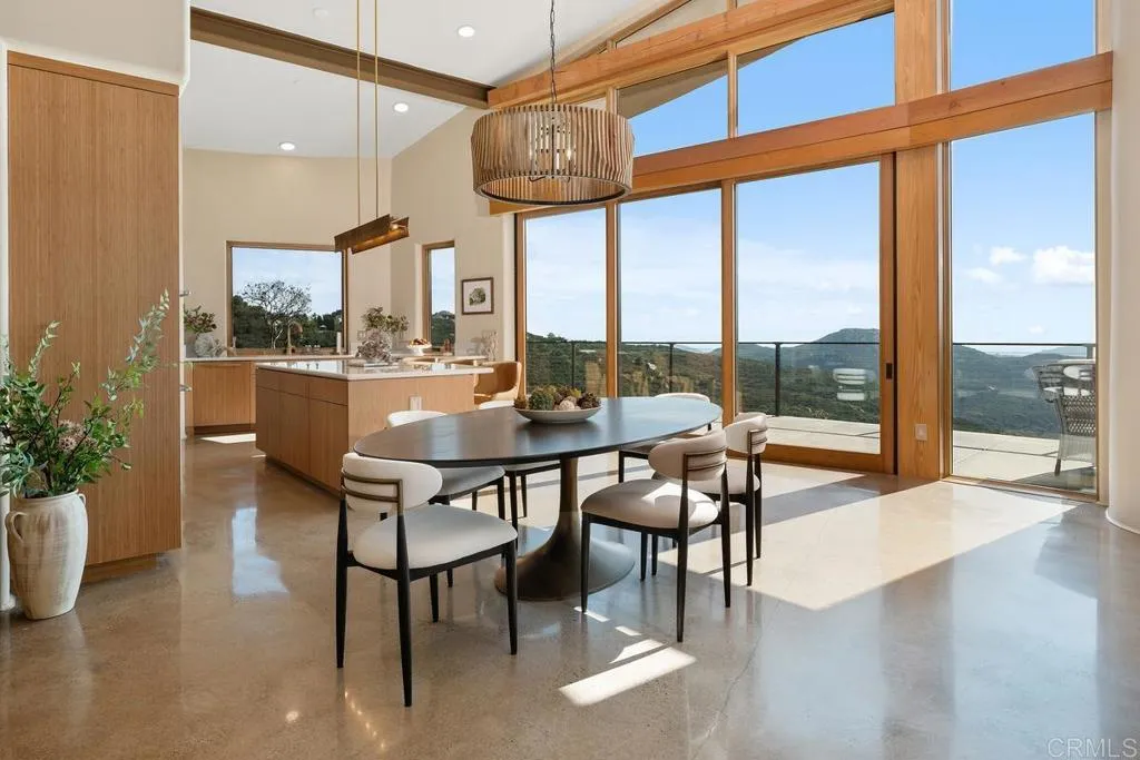 https://cdn.realtyfeed.com/cdn/127/306489454/b9fee0958de106f91e5410c149e6772a.webp