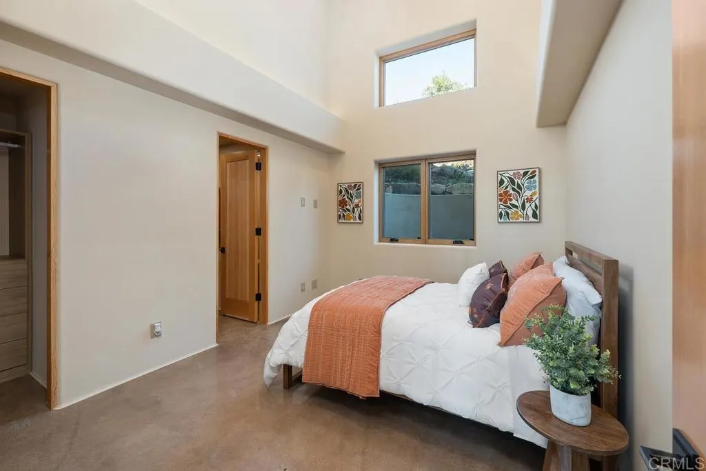 https://cdn.realtyfeed.com/cdn/127/306489454/f0cbe2cf3027dfd819abfff7c854d425.webp