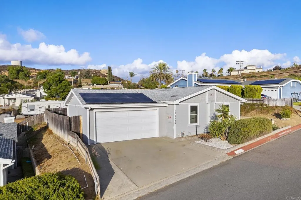 https://cdn.realtyfeed.com/cdn/127/306489460/2c086e257e31e660dd8b9f9da5934477.webp