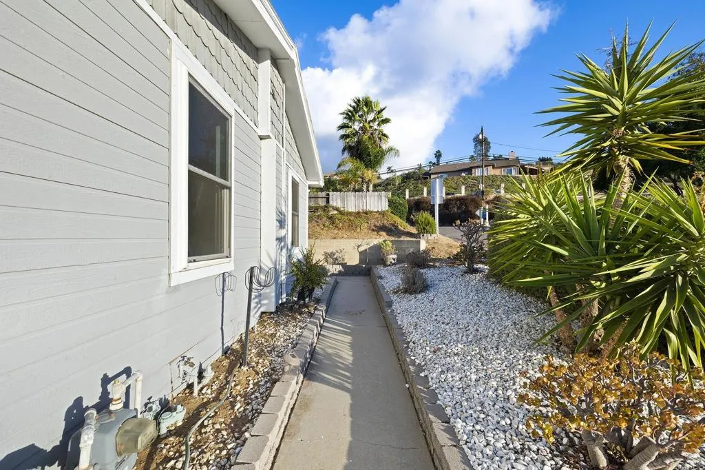 https://cdn.realtyfeed.com/cdn/127/306489460/5813ed5e55f96ef8ec575fff3dbe89e4.webp
