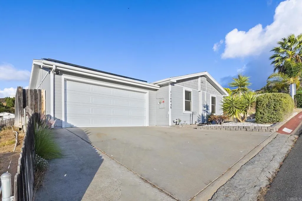 https://cdn.realtyfeed.com/cdn/127/306489460/b0e542d8b4844b8238c55884ab906581.webp