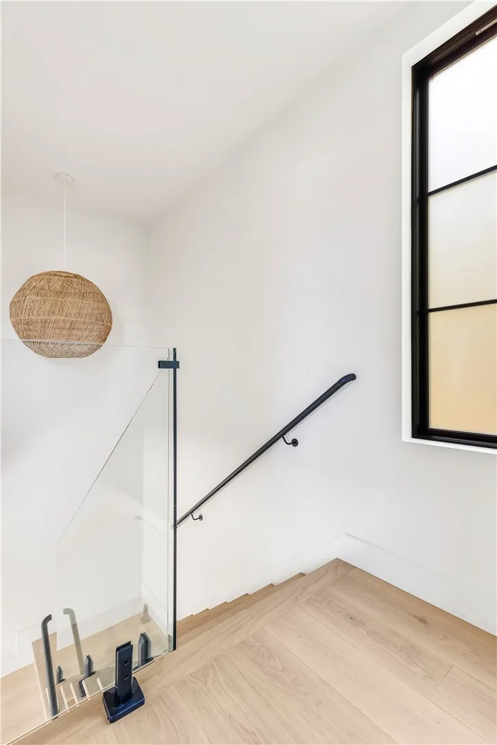 936 Orlando Avenue North, West Hollywood, CA 90069 - Photo 5 of 31, West Hollywood, CA