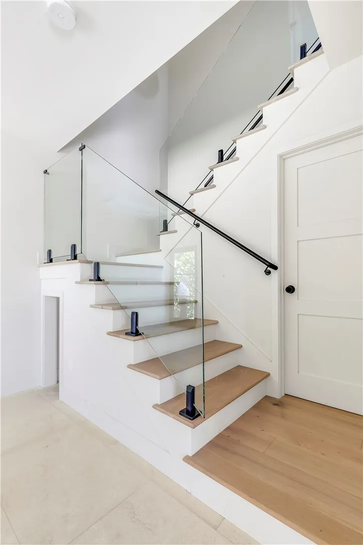 936 Orlando Avenue North, West Hollywood, CA 90069 - Photo 4 of 31, West Hollywood, CA