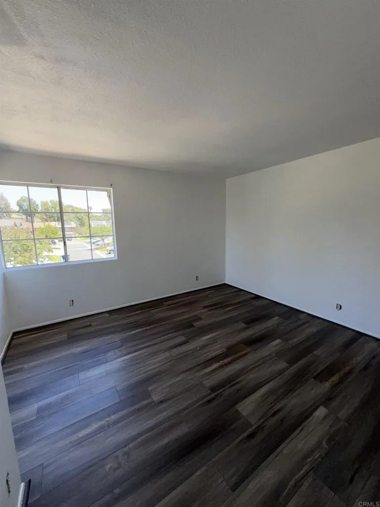 Photo #6: PTP2505211 Listing 
