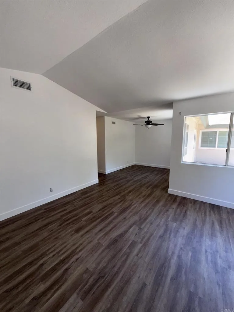 Photo #2: PTP2505211 Listing 