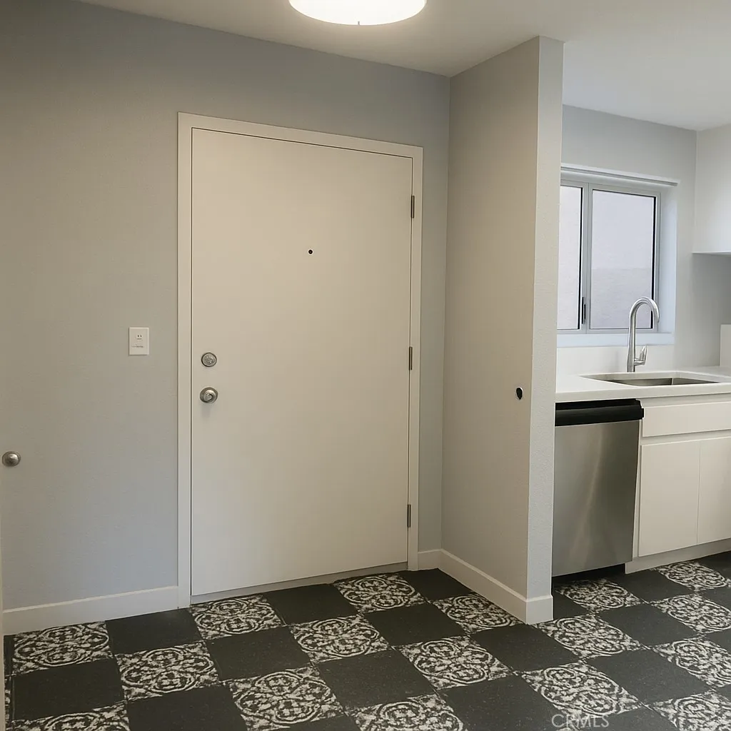 Photo #2: OC25154924 Listing 