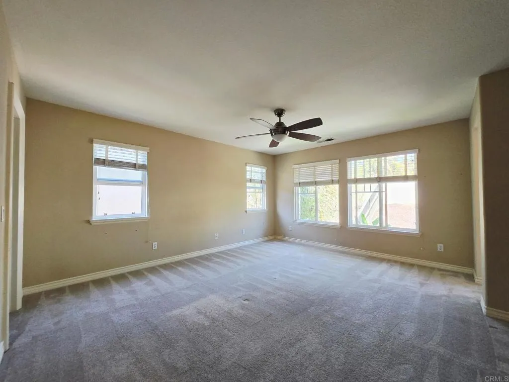 https://cdn.realtyfeed.com/cdn/127/306489609/91a624ef2024b8b89c9dffbd5a4e5ecd.webp