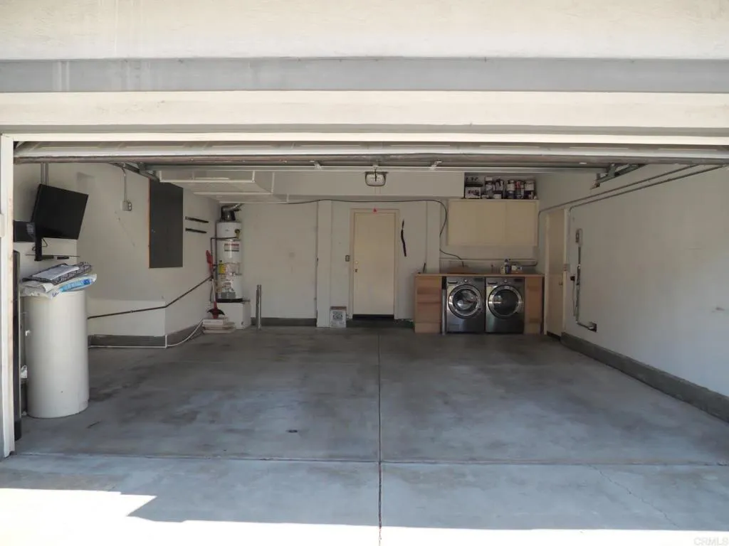 https://cdn.realtyfeed.com/cdn/127/306489609/ad3e4e543a0782ae1c1a53076a502846.webp