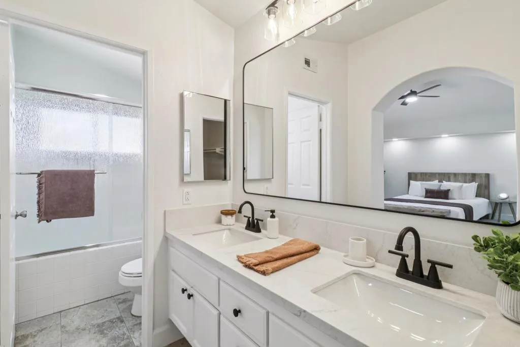 https://cdn.realtyfeed.com/cdn/127/306489755/2c46e6e48ca35cdc787b6ad8ed9c02ea.webp