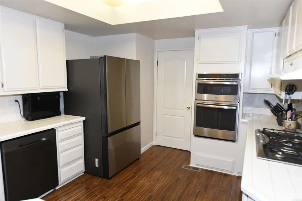 https://cdn.realtyfeed.com/cdn/127/306489762/7a45125d617a436f5f39990c0966eff2.webp