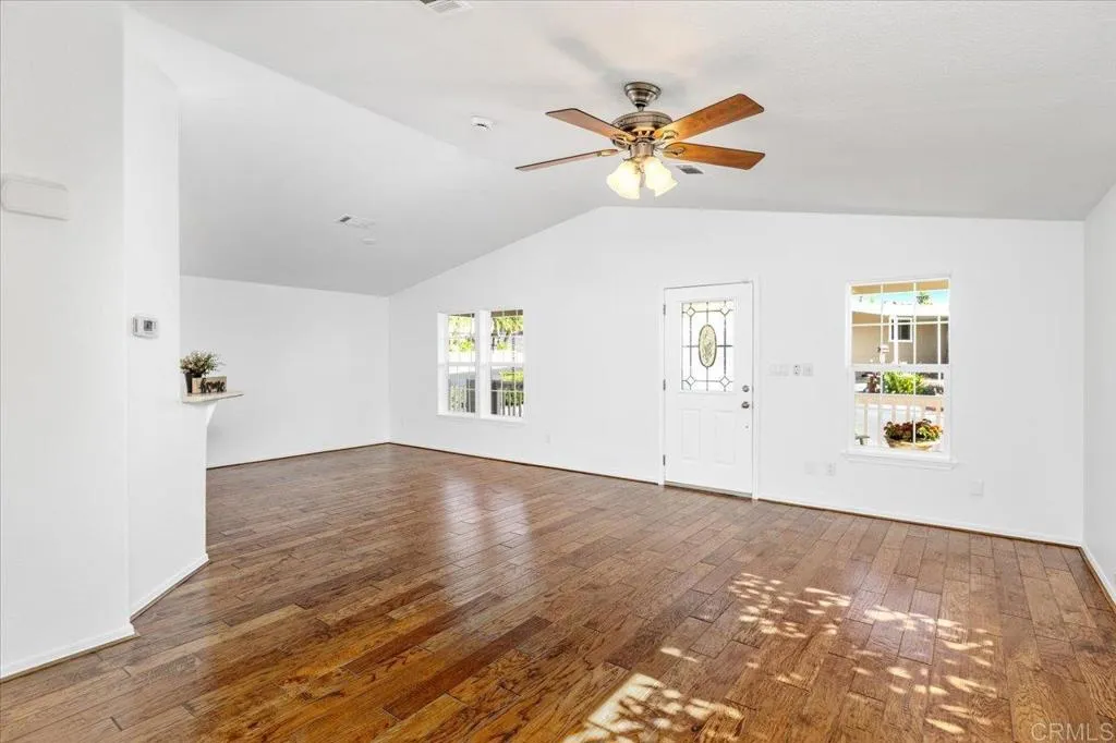 https://cdn.realtyfeed.com/cdn/127/306489854/146098fcdfef0482b2e1275b5a4ea49f.webp