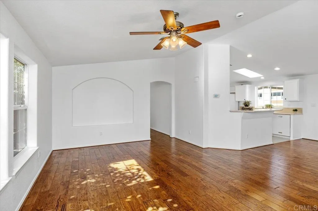 https://cdn.realtyfeed.com/cdn/127/306489854/168994517cdeda9d3fbfe1d74626dbf2.webp