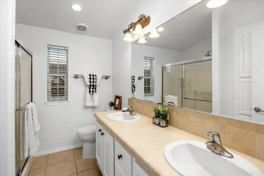 https://cdn.realtyfeed.com/cdn/127/306489854/dd59eb9b1b80a0e610c12f2d242bb269.webp
