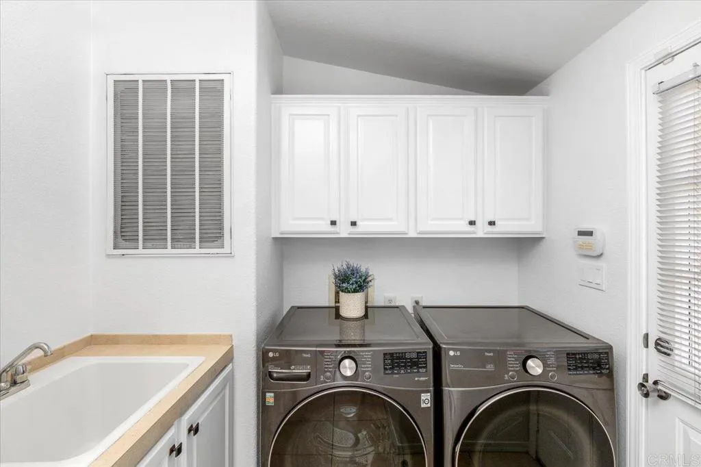 https://cdn.realtyfeed.com/cdn/127/306489854/de32c04d9571725816bf32e003145886.webp