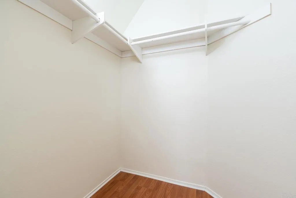 https://cdn.realtyfeed.com/cdn/127/306489860/b5873f6a3ef88c3fd76f474411136a56.webp