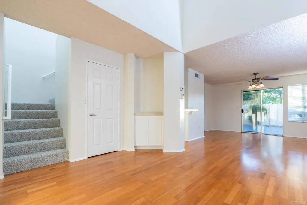 https://cdn.realtyfeed.com/cdn/127/306489860/fcb59ce08a8b45b9cf379d912dec5706.webp