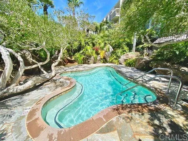 https://cdn.realtyfeed.com/cdn/127/306489863/9fab7807cbaa21fc00ddf80567277a65.webp