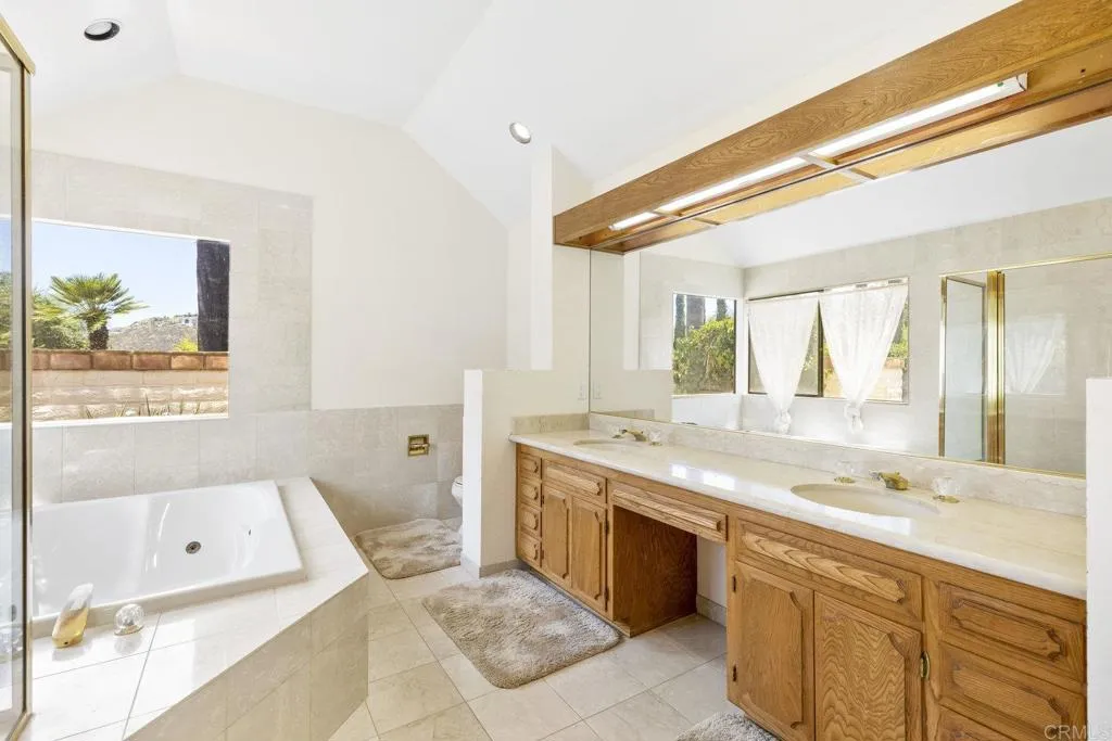 https://cdn.realtyfeed.com/cdn/127/306489872/0637414b1905fd0797f77de7f5b141b0.webp