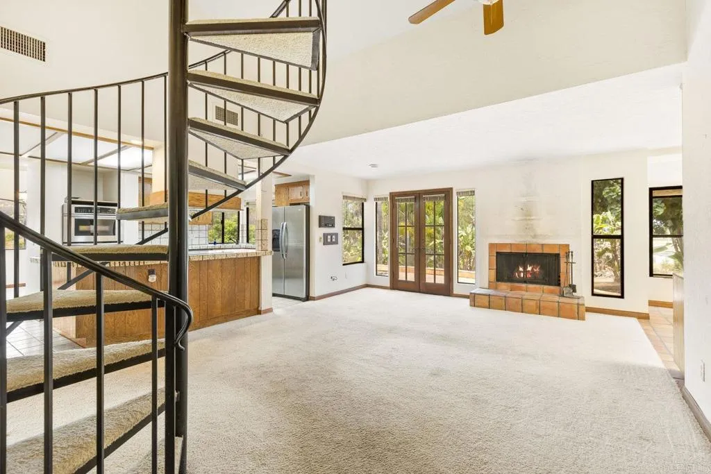 https://cdn.realtyfeed.com/cdn/127/306489872/7d378d3218cf07a6cee1fdf42ca5943d.webp