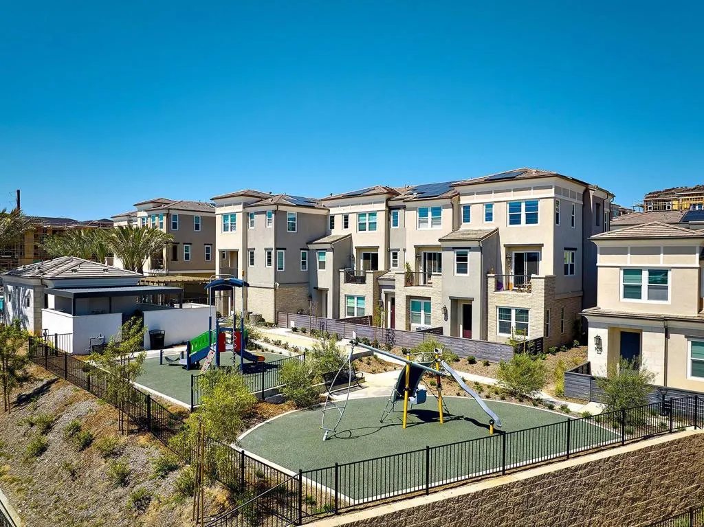 https://cdn.realtyfeed.com/cdn/127/306489874/8f24f692265434ff4761eed3bf467392.webp
