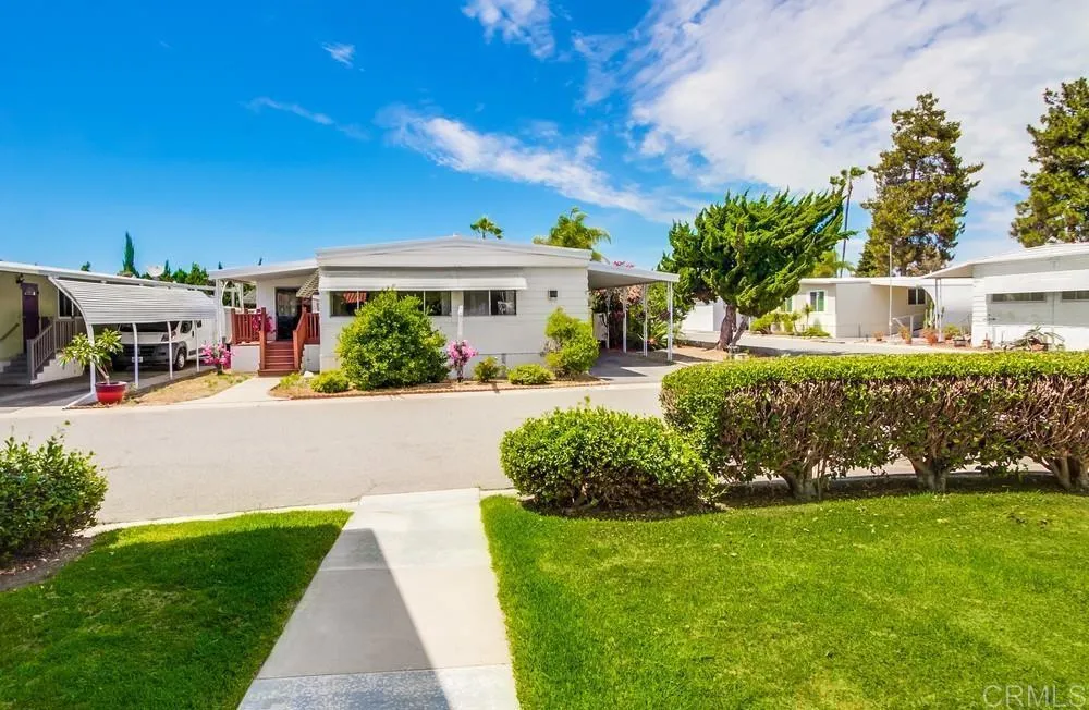 https://cdn.realtyfeed.com/cdn/127/306489883/334816f5842a8b97d691d725156a048b.webp