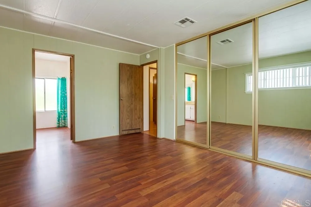 https://cdn.realtyfeed.com/cdn/127/306489883/4653b6b0b91938bafa46141d9536755c.webp