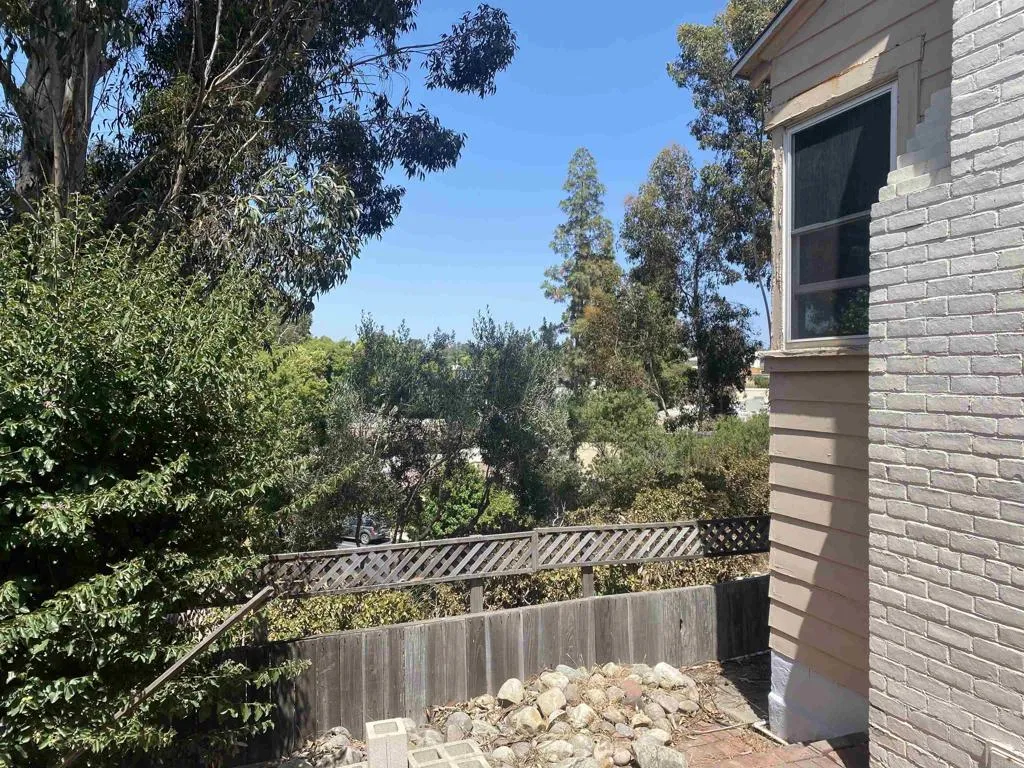 https://cdn.realtyfeed.com/cdn/127/306489908/0fd4c94760ef282287d4f2bd138e6efa.webp