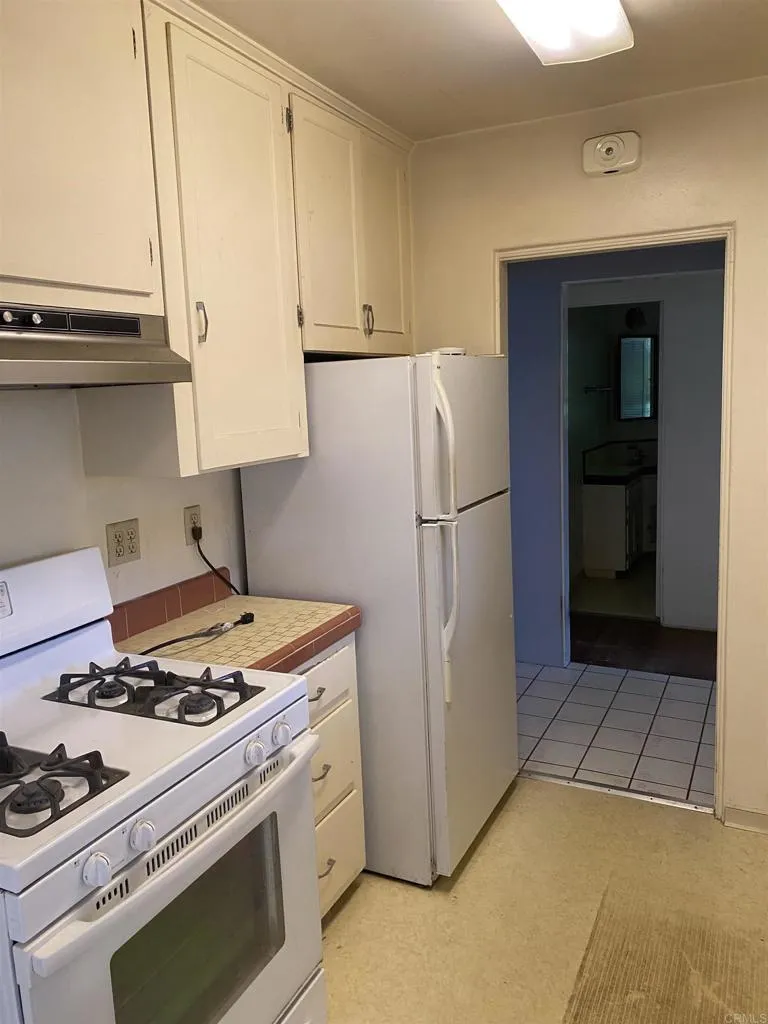 https://cdn.realtyfeed.com/cdn/127/306489908/a14cc6e75bb5479971c949a3514fccfd.webp