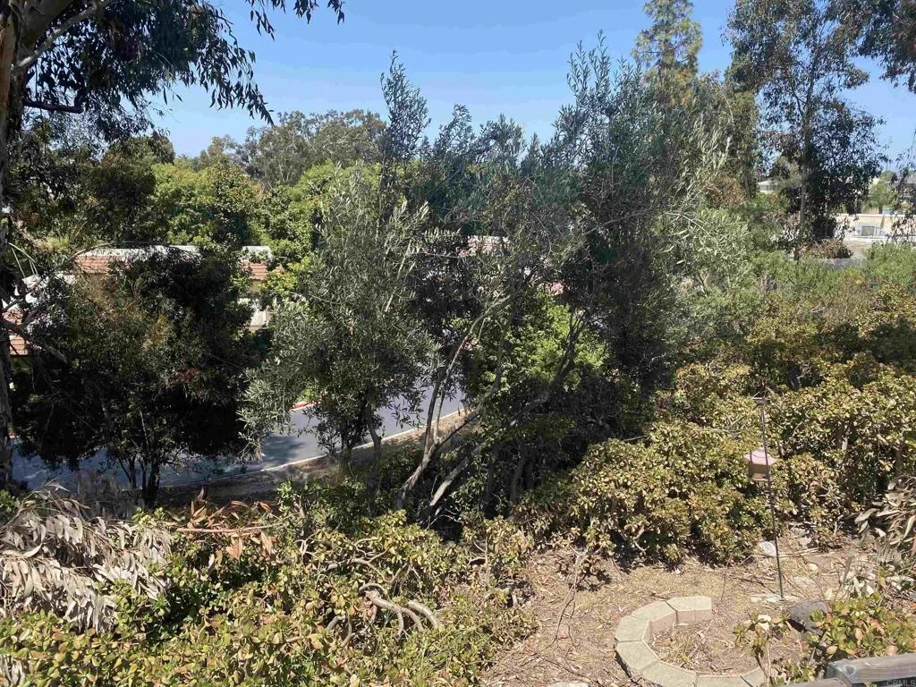 https://cdn.realtyfeed.com/cdn/127/306489908/b24f8c344d685fdad47e7141a7c59471.webp