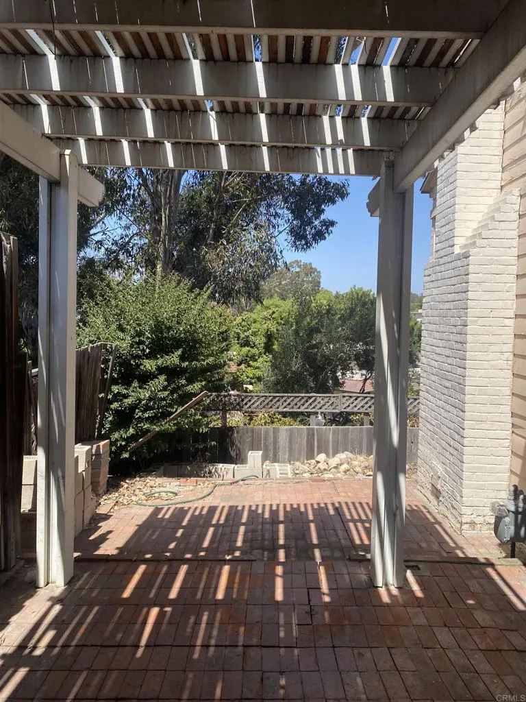 https://cdn.realtyfeed.com/cdn/127/306489908/e54a8c7acdfbc2d634d887776bf93da3.webp