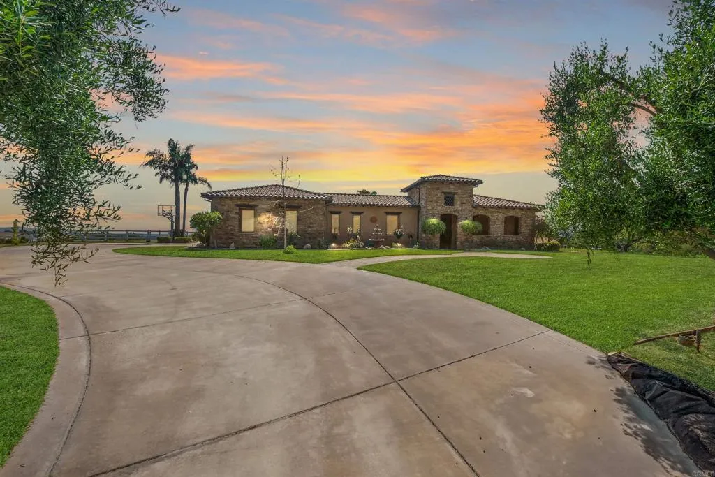 https://cdn.realtyfeed.com/cdn/127/306489911/3f8c365a837c64496c260b4f7f0d8d66.webp